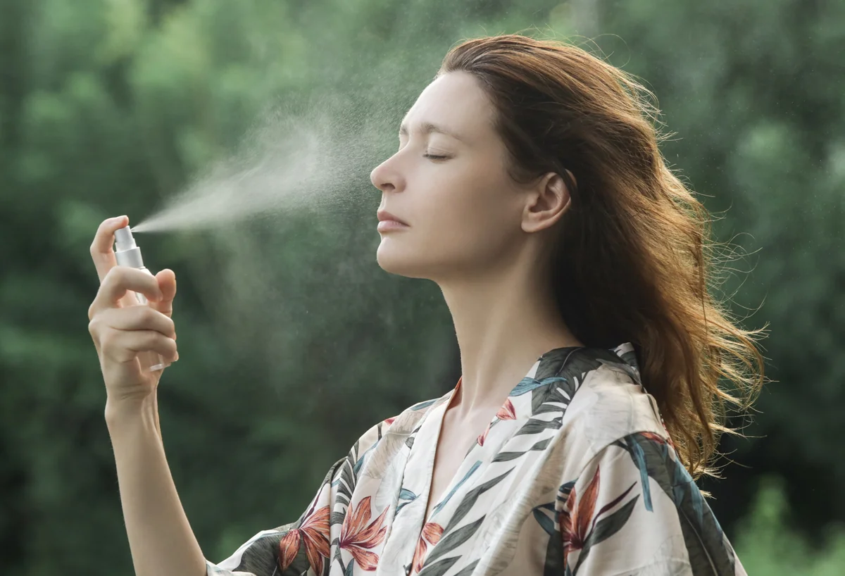 Vaporisation sur le visage